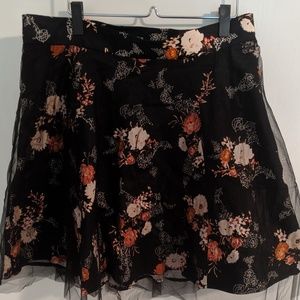 Torrid skirt size 1